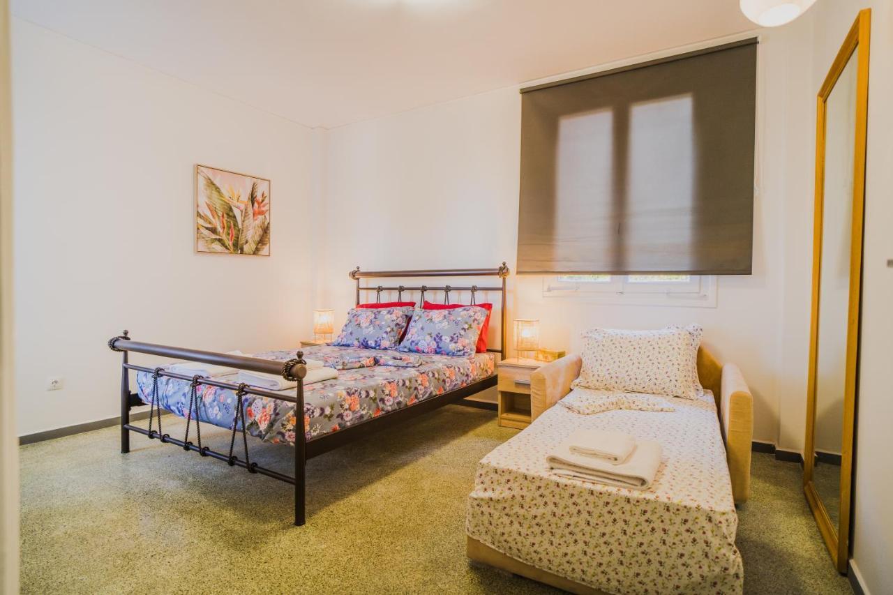 Green Apartment Ground Floor Feel Like Home Properties Saronida 外观 照片